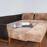 Zentralgelegene 4-Raum Ferienwohnung Bis 8 Pers.